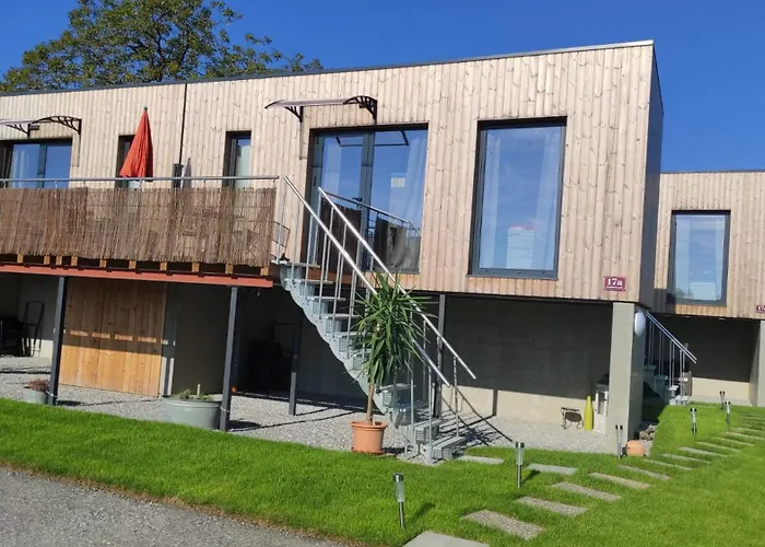 Little Tiny Village Haus 2